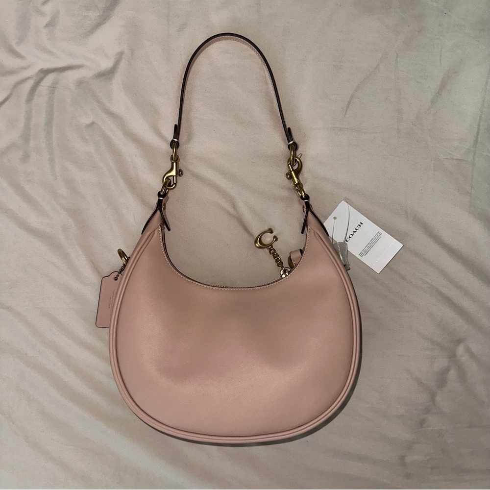 (NWT) COACH Jonie Small Leather Shoulder Bag 22 in Cream